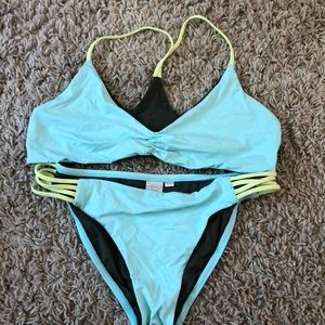 L space bikini
